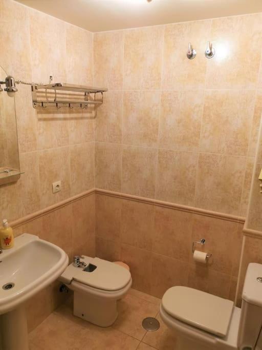 Sea View With Balcony. Queen Size Bed. High Speed Internet *