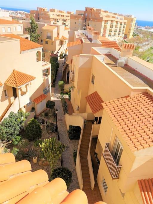 Apartment Sea View With Balcony. Queen Size Bed. High Speed Internet