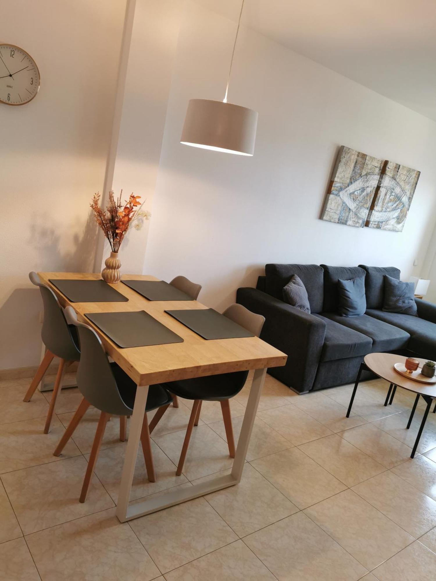 Apartment Sea View With Balcony. Queen Size Bed. High Speed Internet Aguadulce (Almeria)